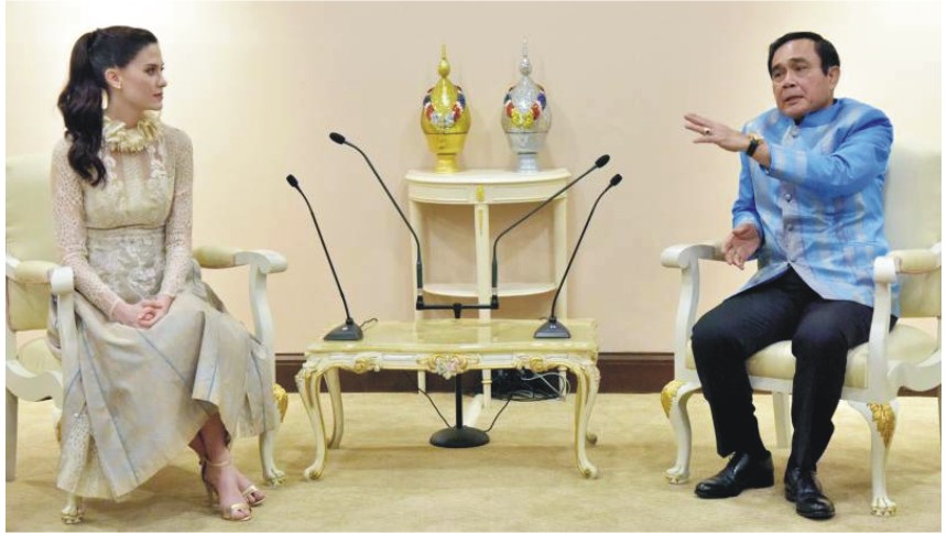 总理接见泰国环球小姐玛丽雅