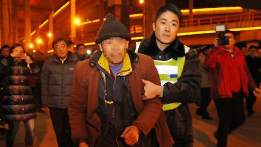寒潮来袭 上海加大对流浪 乞讨人员救助力度