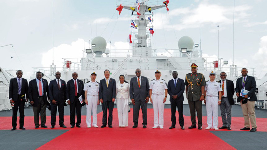 中国海军舰艇首访安提瓜巴布达