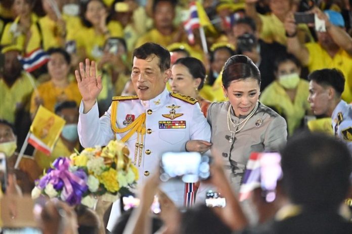 皇上陛下接受外媒采访：泰国是温和的国度