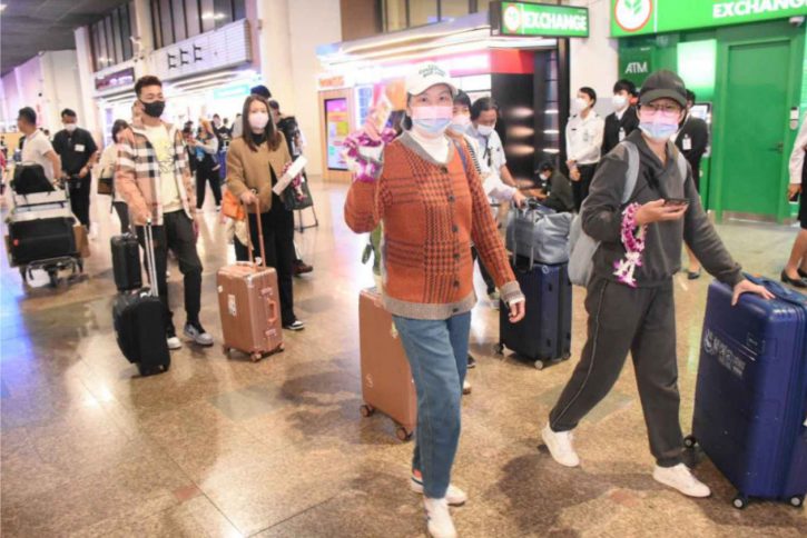 首批中国旅游团队抵达泰国 —-泰旅局：今年有望迎来500万中国游客